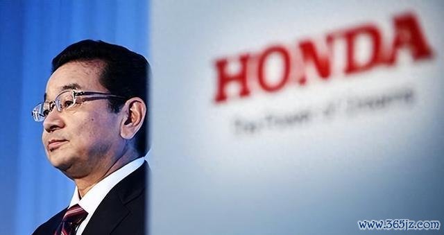 中国人不买了！在华暴跌48%大溃败，谁亲手终结了本田神话？